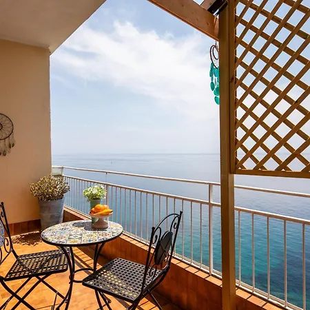 Apartmán - Sea View Balcony - Grandmaison