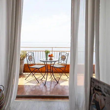Apartmán - Sea View Balcony - Grandmaison